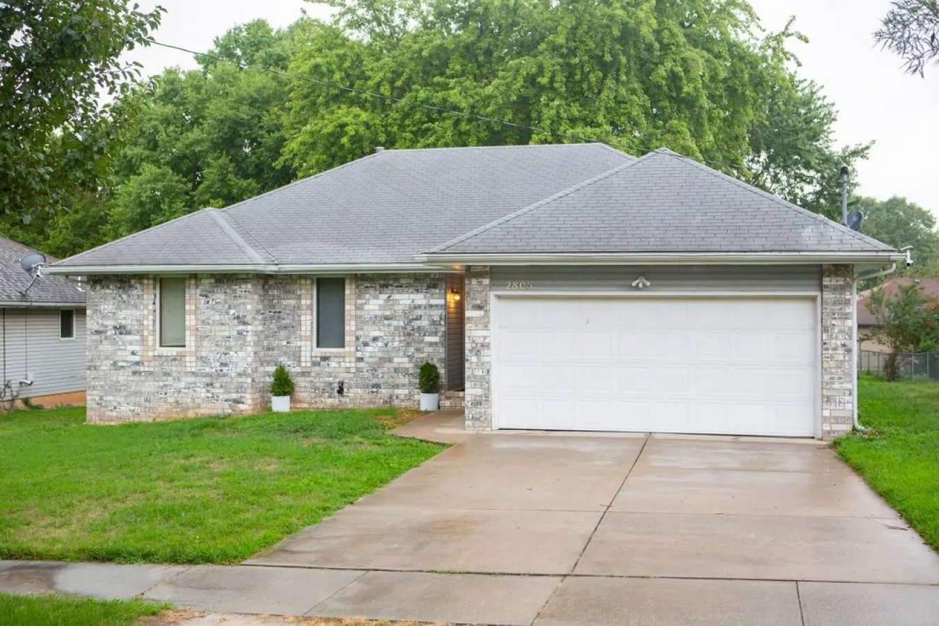 2805 N Summit Ave Relax at the Summit - 3bd, 2b 10