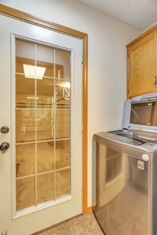 2805 N Summit Ave Relax at the Summit - 3bd, 2b 18