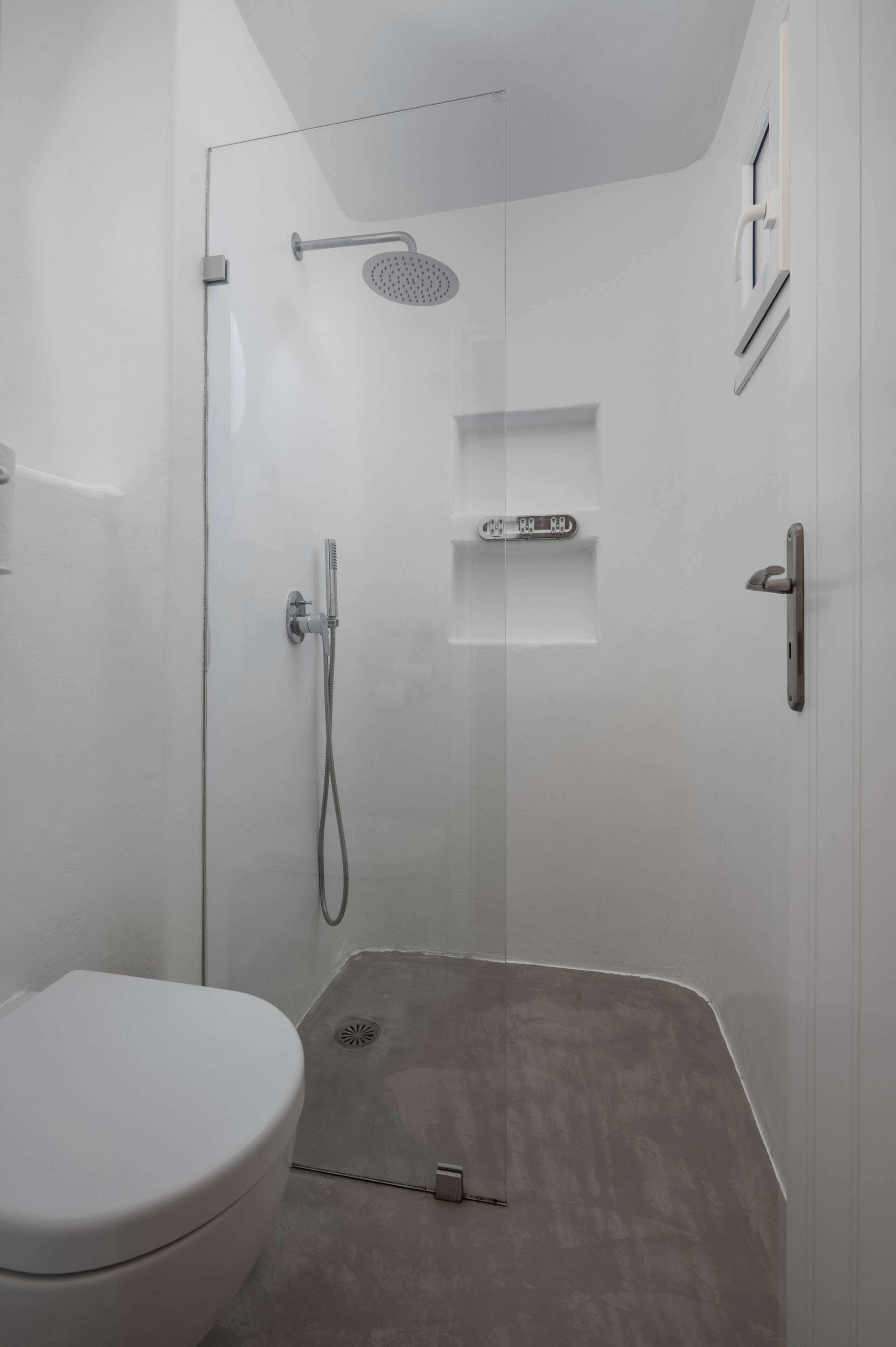Duplex Suite Sea View & Jacuzzi | Flaskos Suites 6