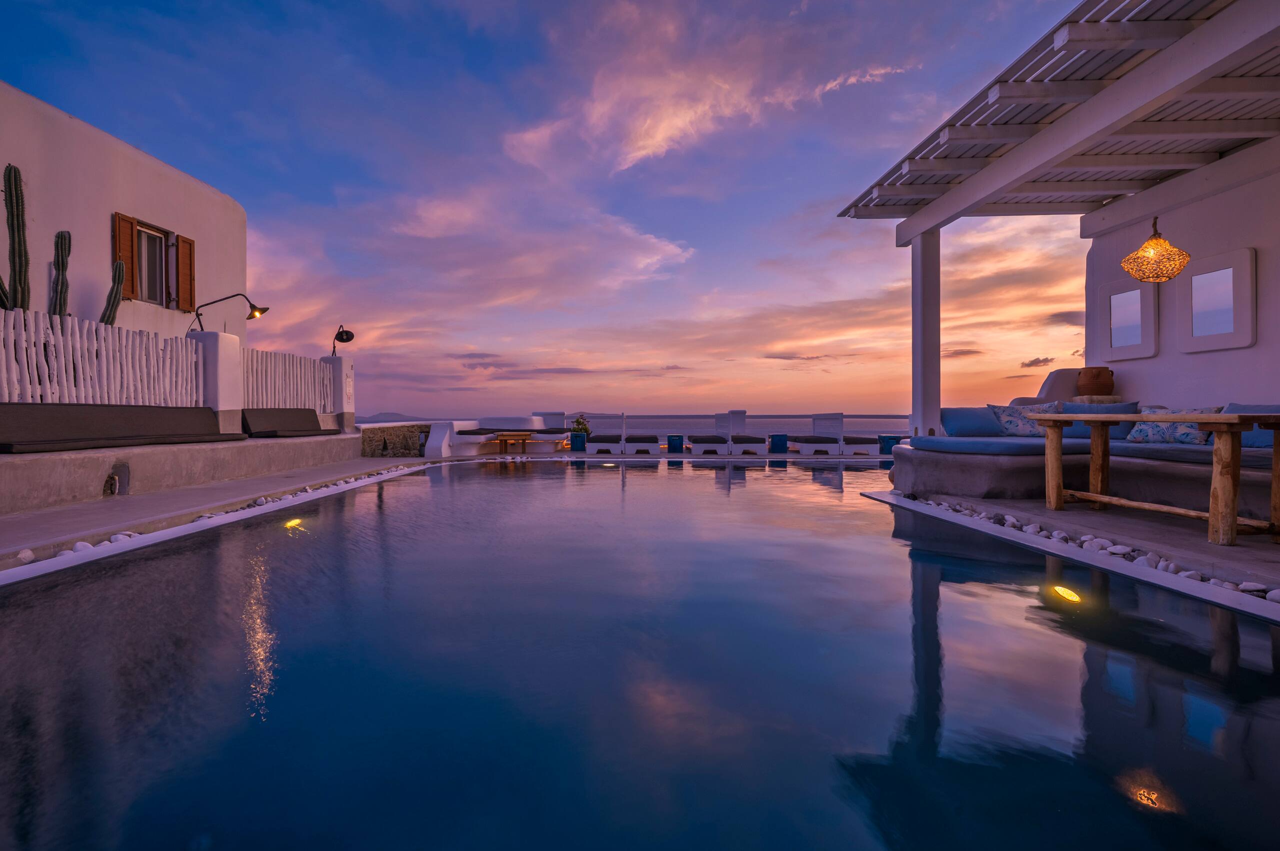 Duplex Suite Sea View & Jacuzzi | Flaskos Suites 17