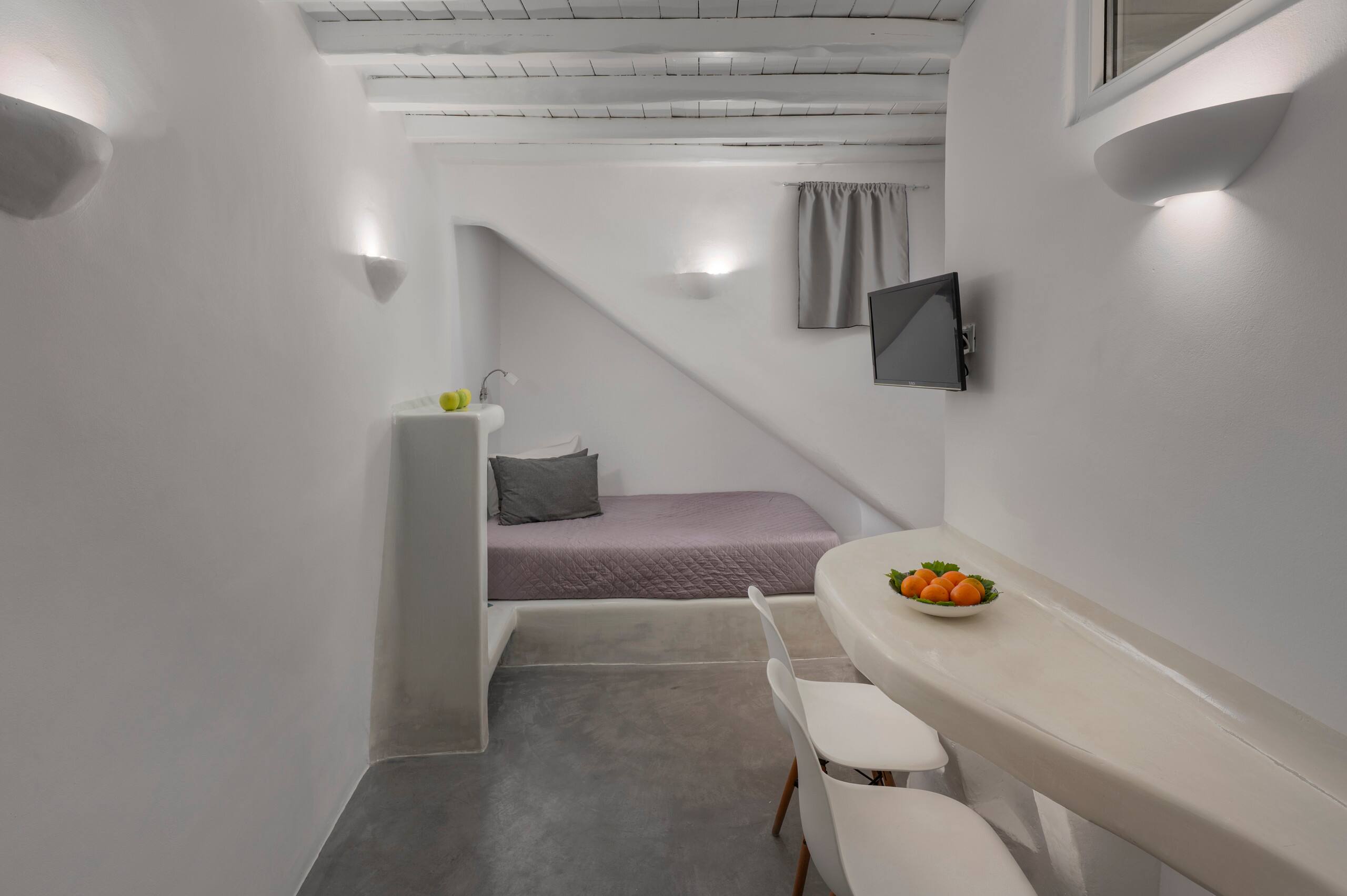 Duplex Suite Sea View & Jacuzzi | Flaskos Suites 7