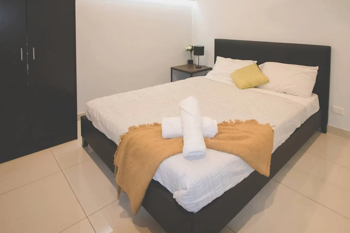 Zen Central CBD ~ 3BR apt in Darwin City 7