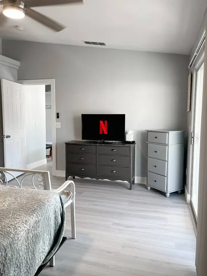 Havasu Escape Sleeps 8 Parking 19