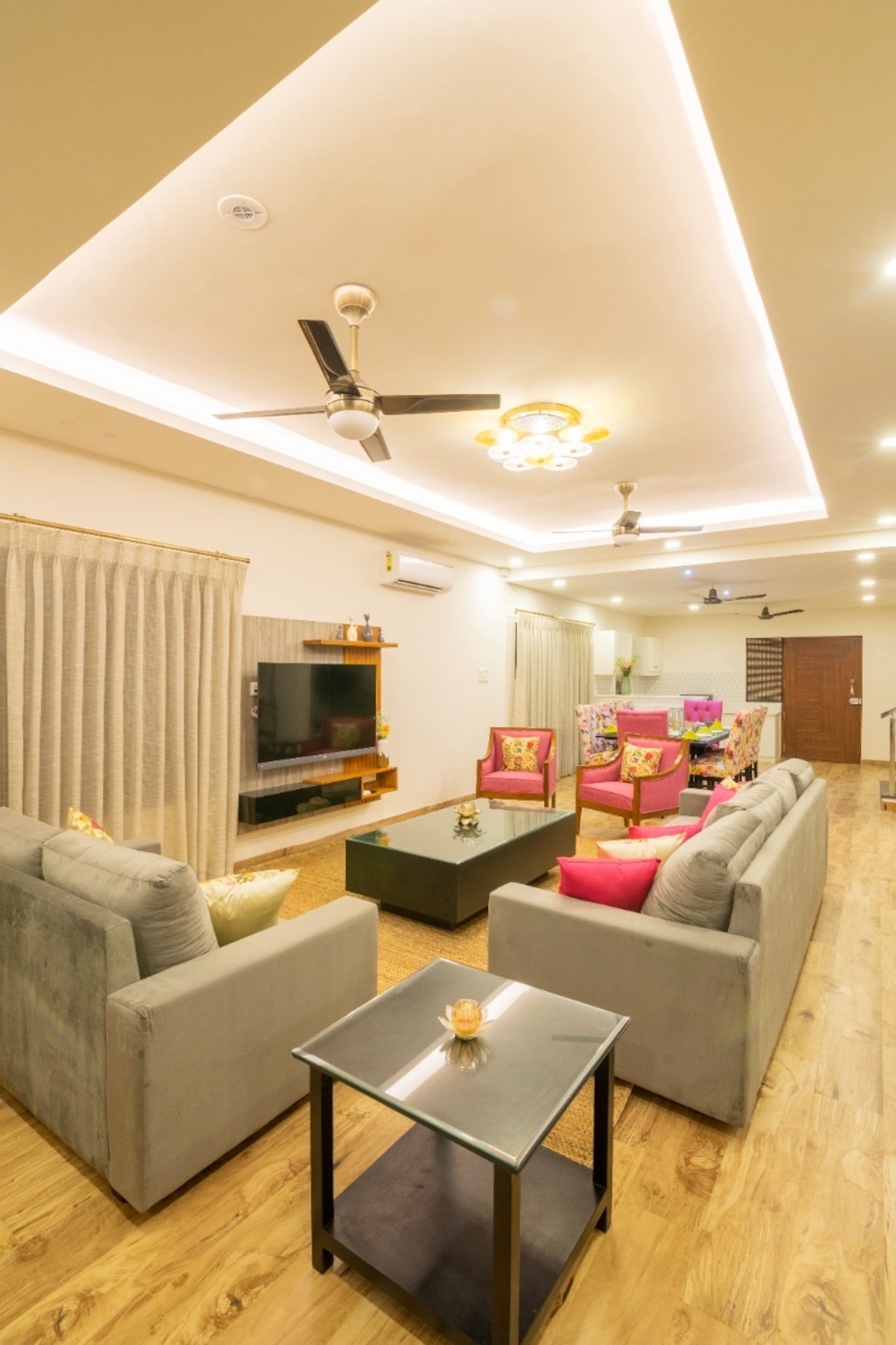 4BR | Private Pool | Jacuzzi | Siolim 11