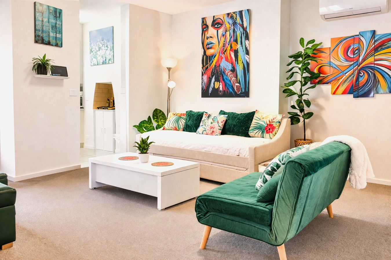 Kennington One King Suite.
