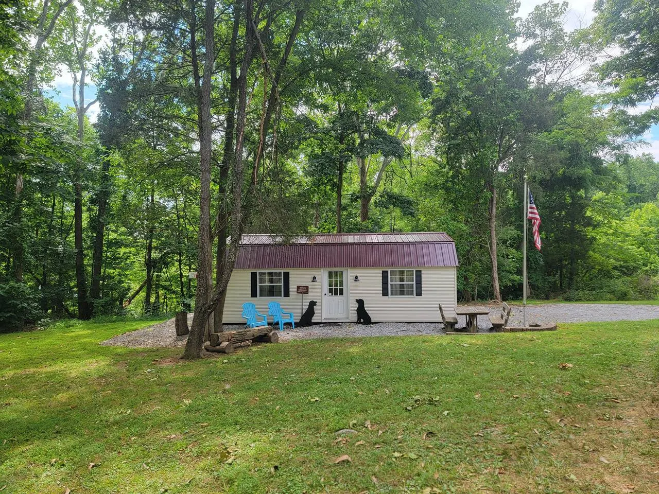 Glamping Clear Spring Maryland 3-Cabin Campground 2