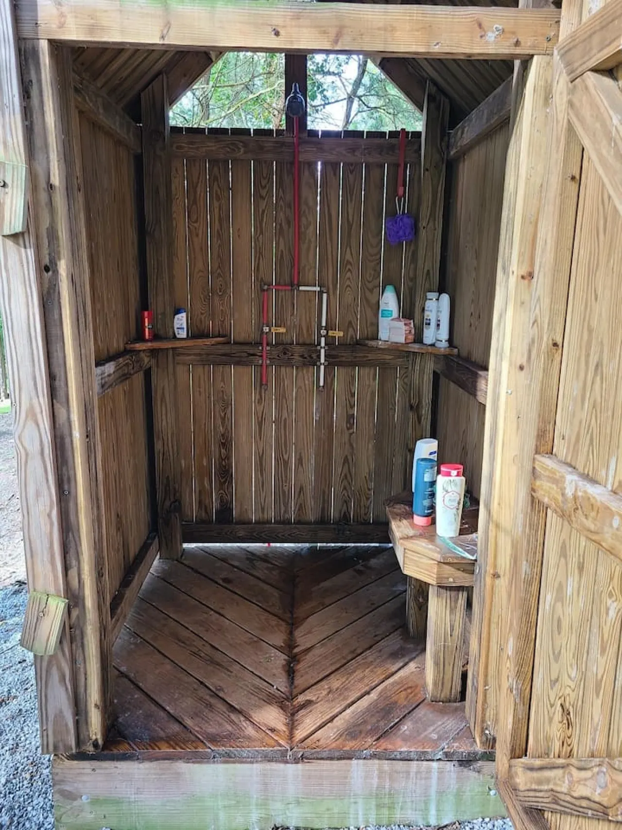Glamping Clear Spring Maryland 3-Cabin Campground 20