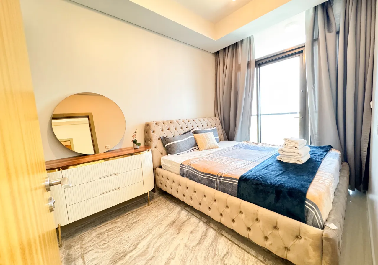 DreamShoma -2BR W/ Pool, Gym & Balcony 16
