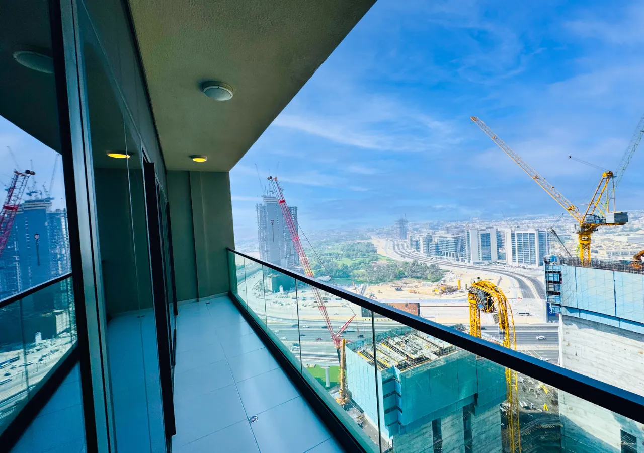 DreamShoma -2BR W/ Pool, Gym & Balcony — photo 3