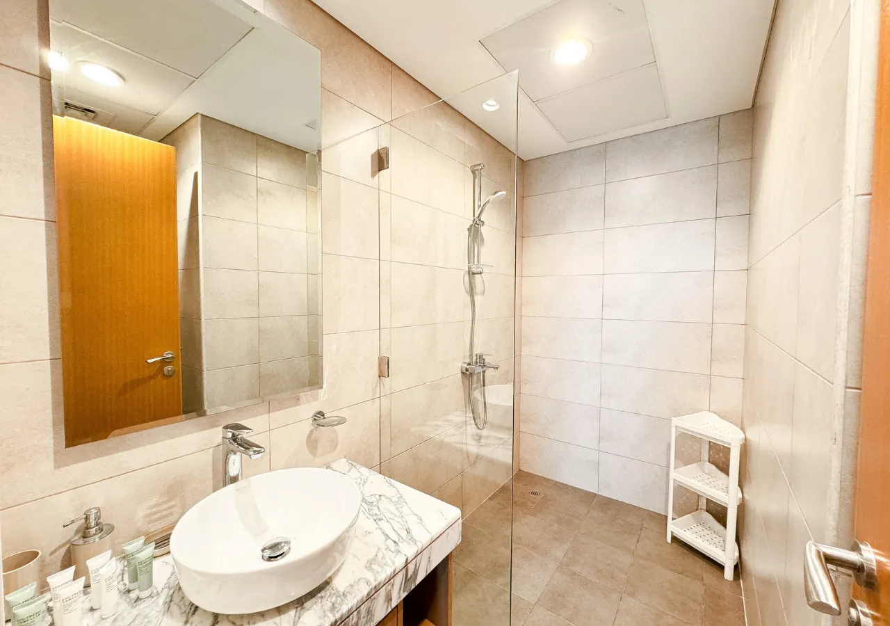 DreamShoma -2BR W/ Pool, Gym & Balcony — photo 5
