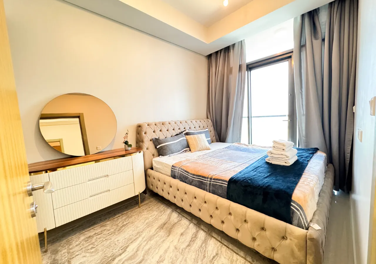 DreamShoma -2BR W/ Pool, Gym & Balcony 7