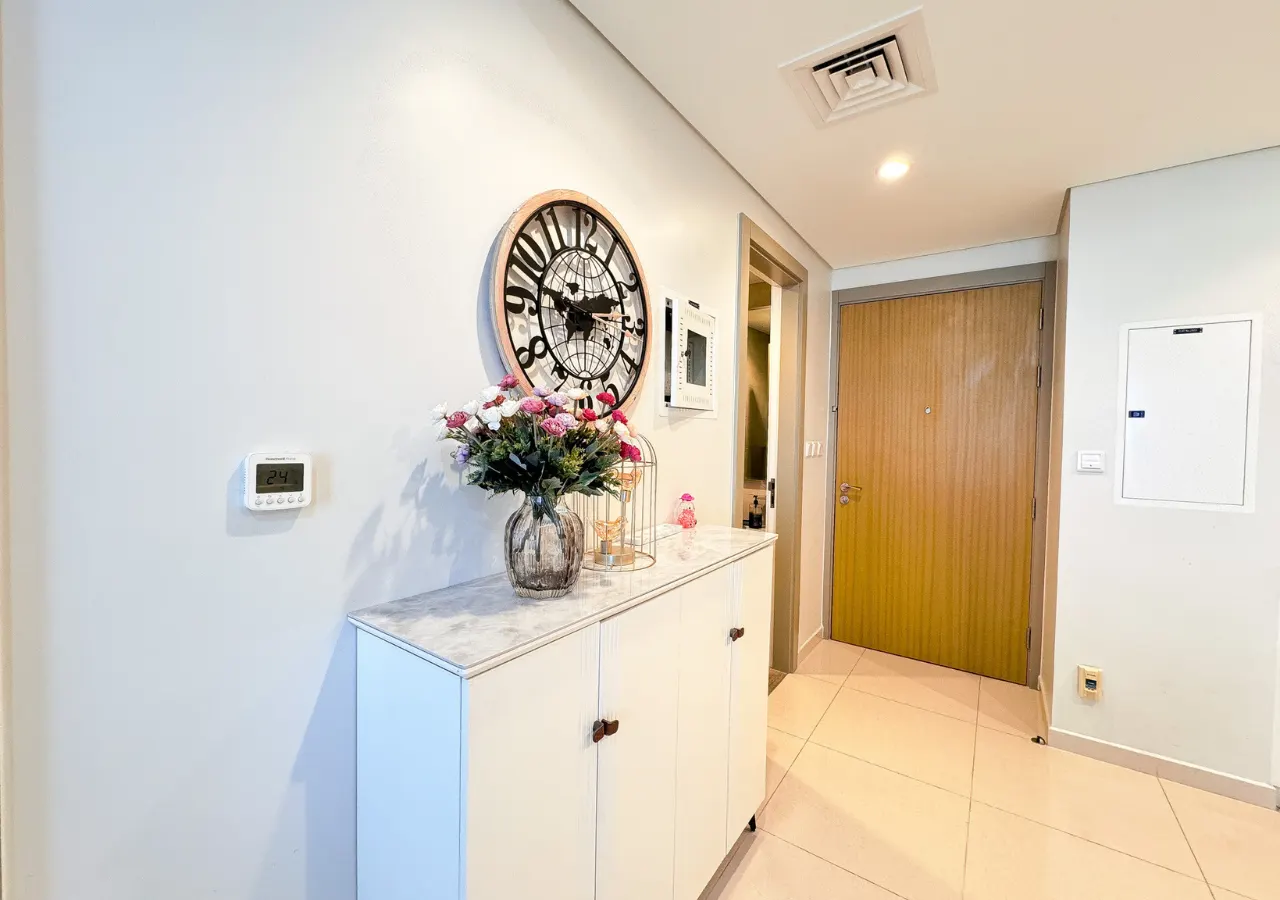 DreamShoma -2BR W/ Pool, Gym & Balcony 8