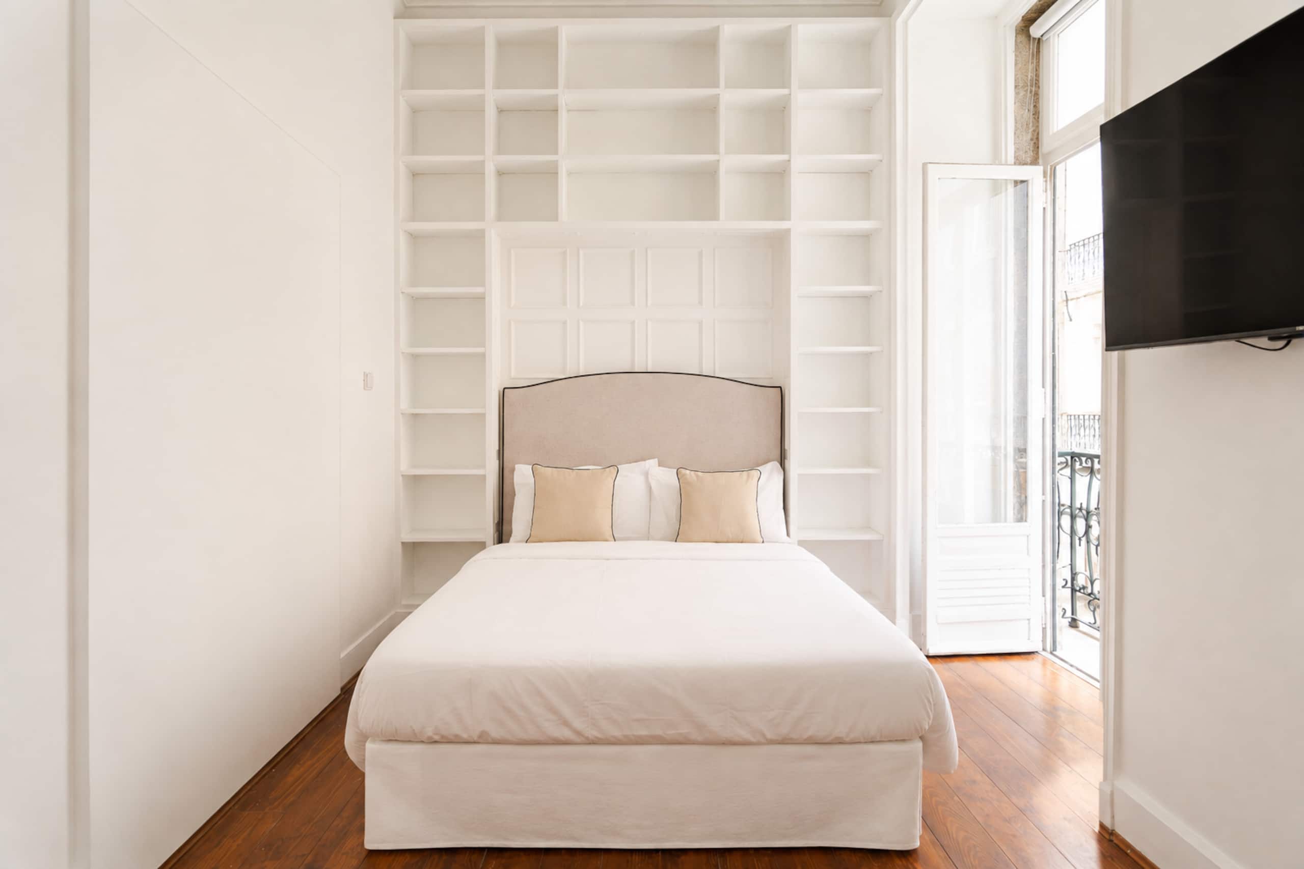 Luxury Chiado Retreat 3 Bedrooms AC 18