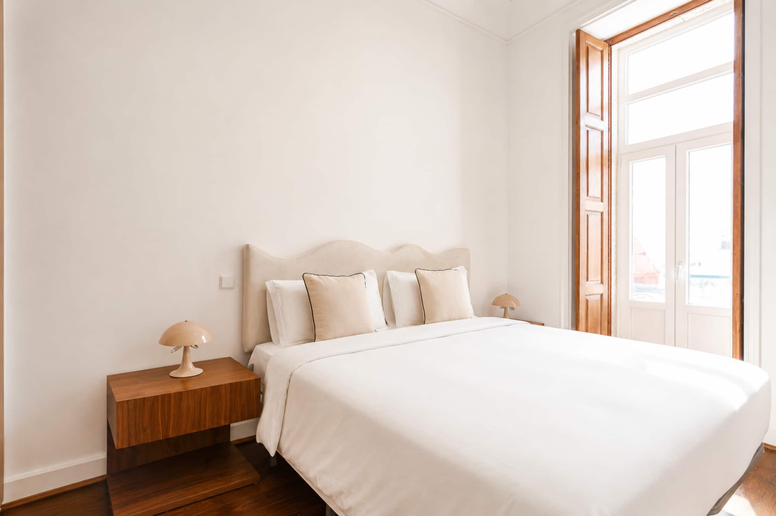 Luxury Chiado Retreat 3 Bedrooms AC 6