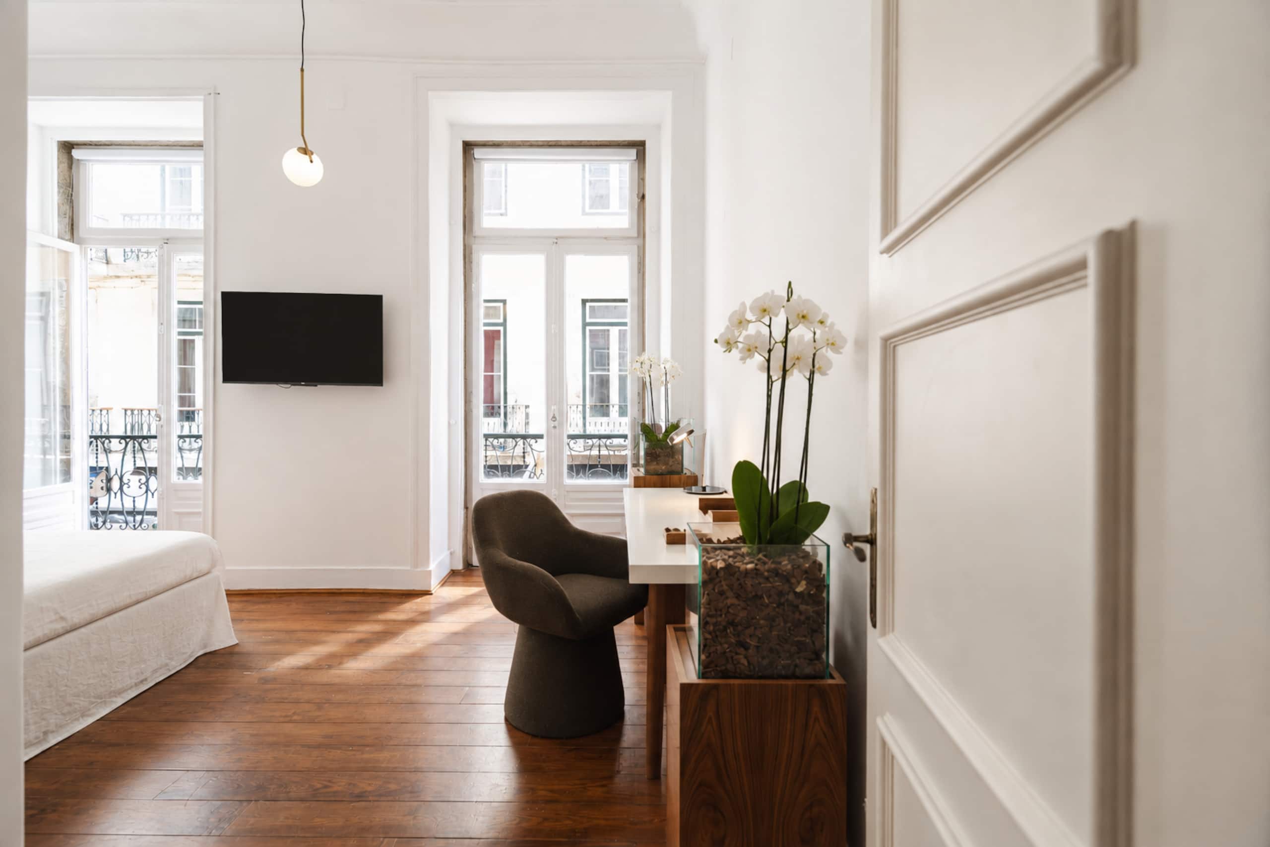Luxury Chiado Retreat 3 Bedrooms AC 22