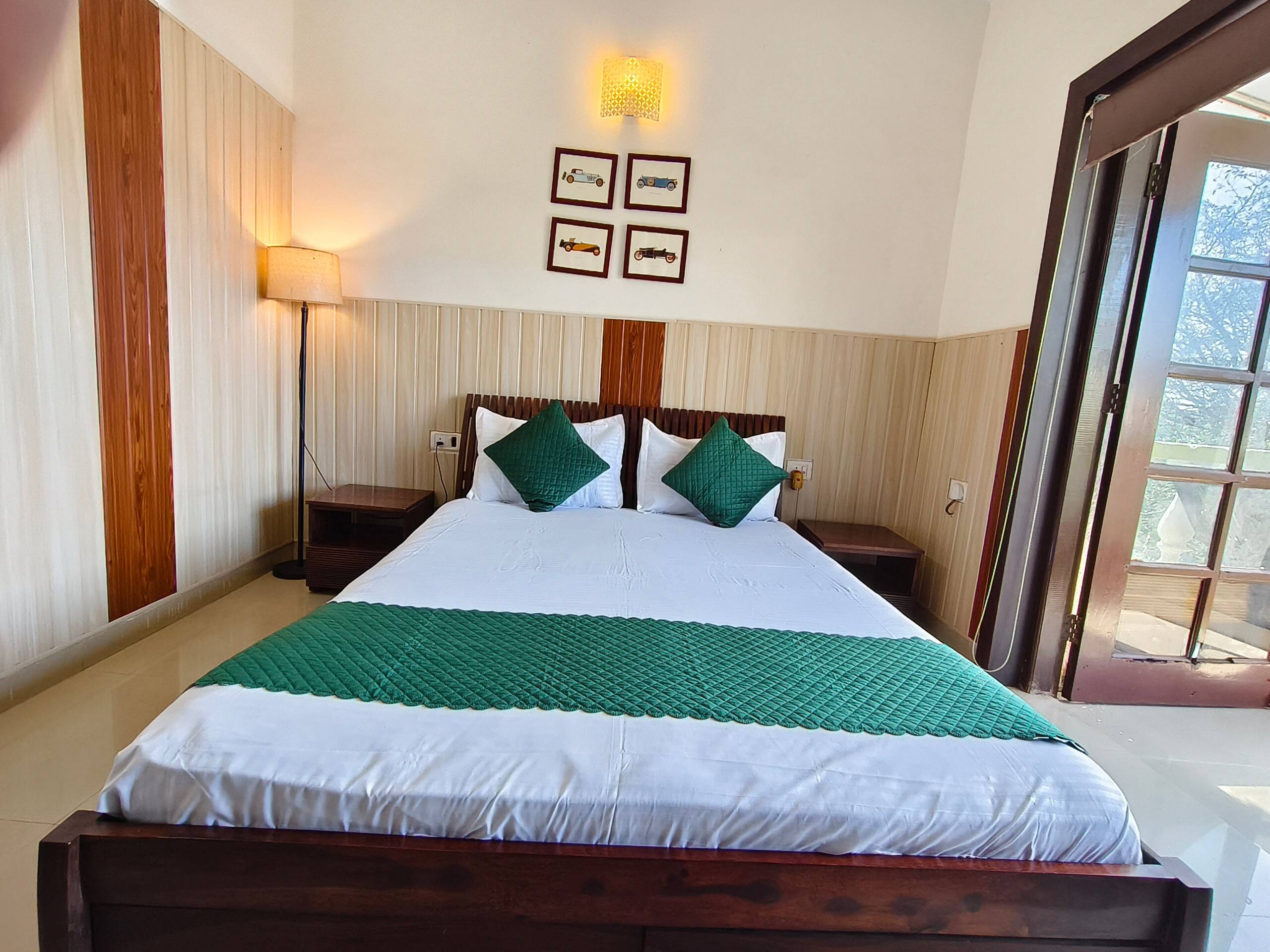 Modern stay-2BHK Flat Wid Pool Near Candolim Beach 35