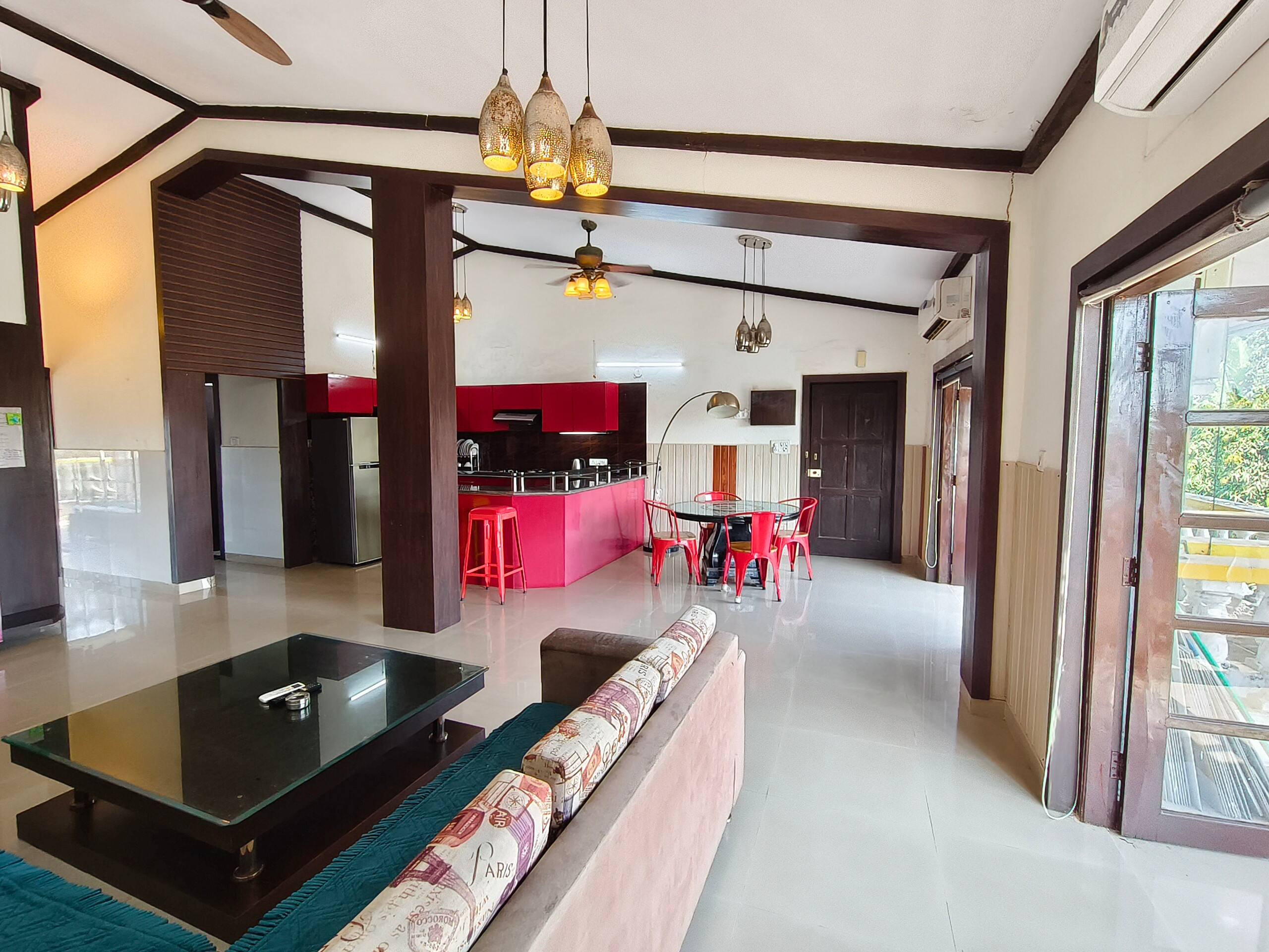 Modern stay-2BHK Flat Wid Pool Near Candolim Beach 16