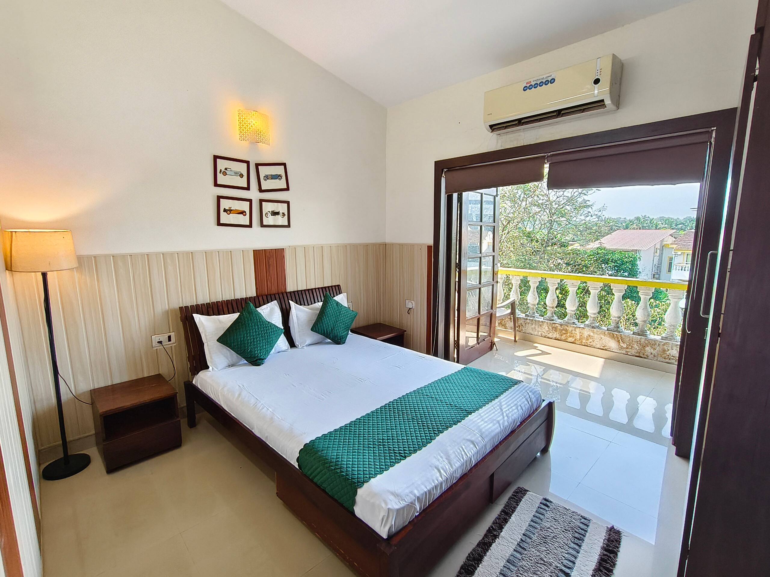 Modern stay-2BHK Flat Wid Pool Near Candolim Beach 23