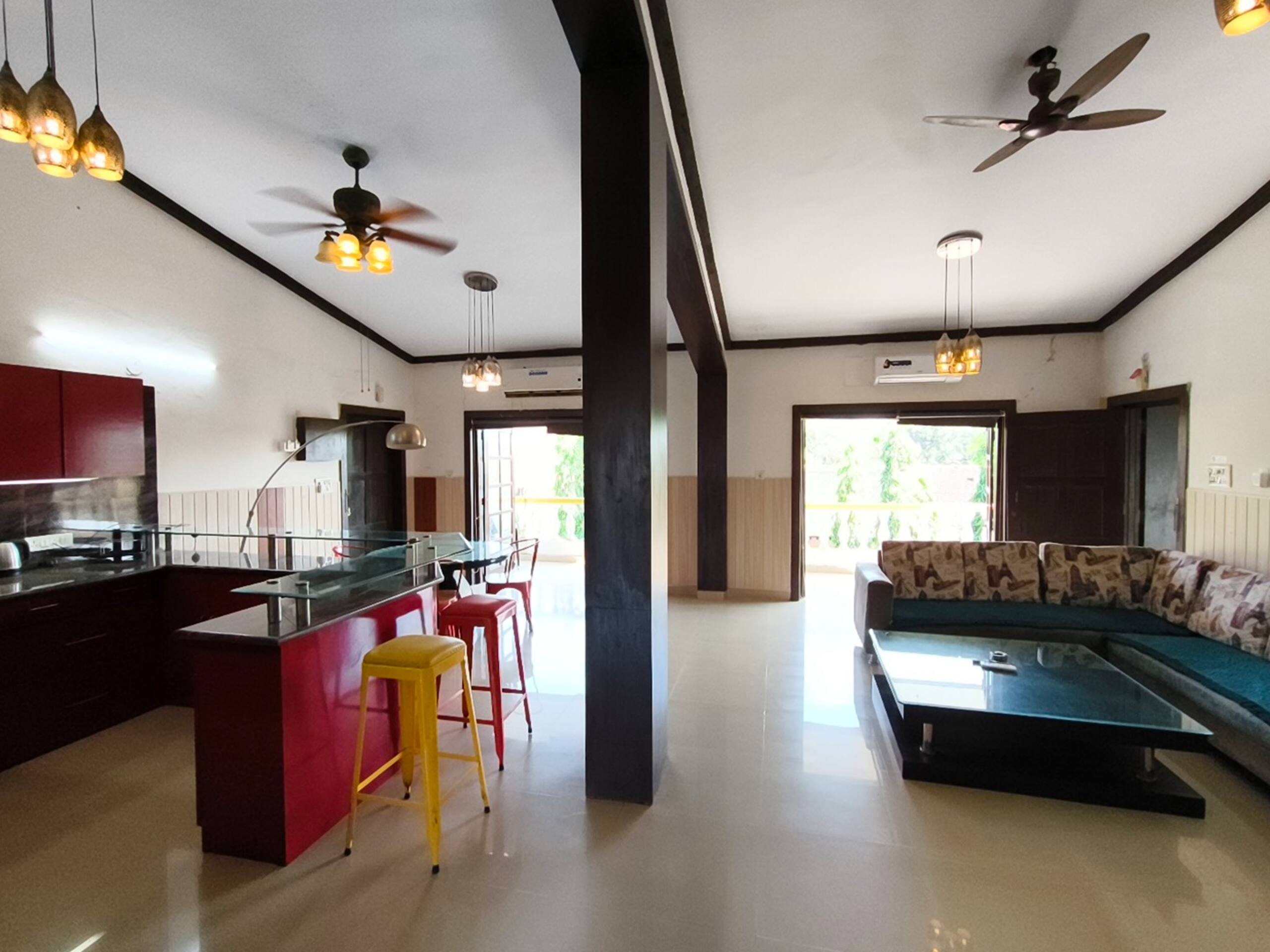 Modern stay-2BHK Flat Wid Pool Near Candolim Beach 9