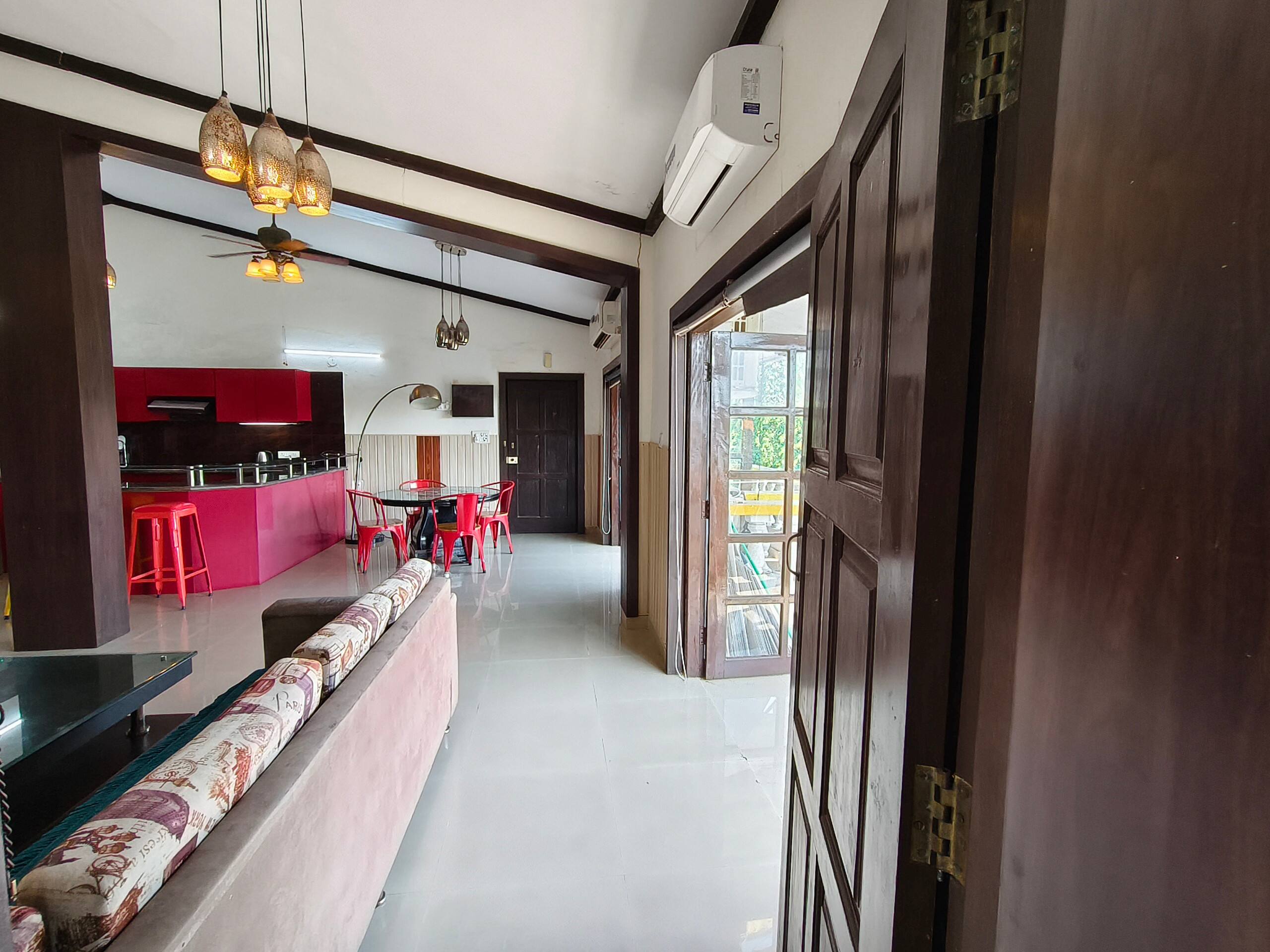 Modern stay-2BHK Flat Wid Pool Near Candolim Beach 15