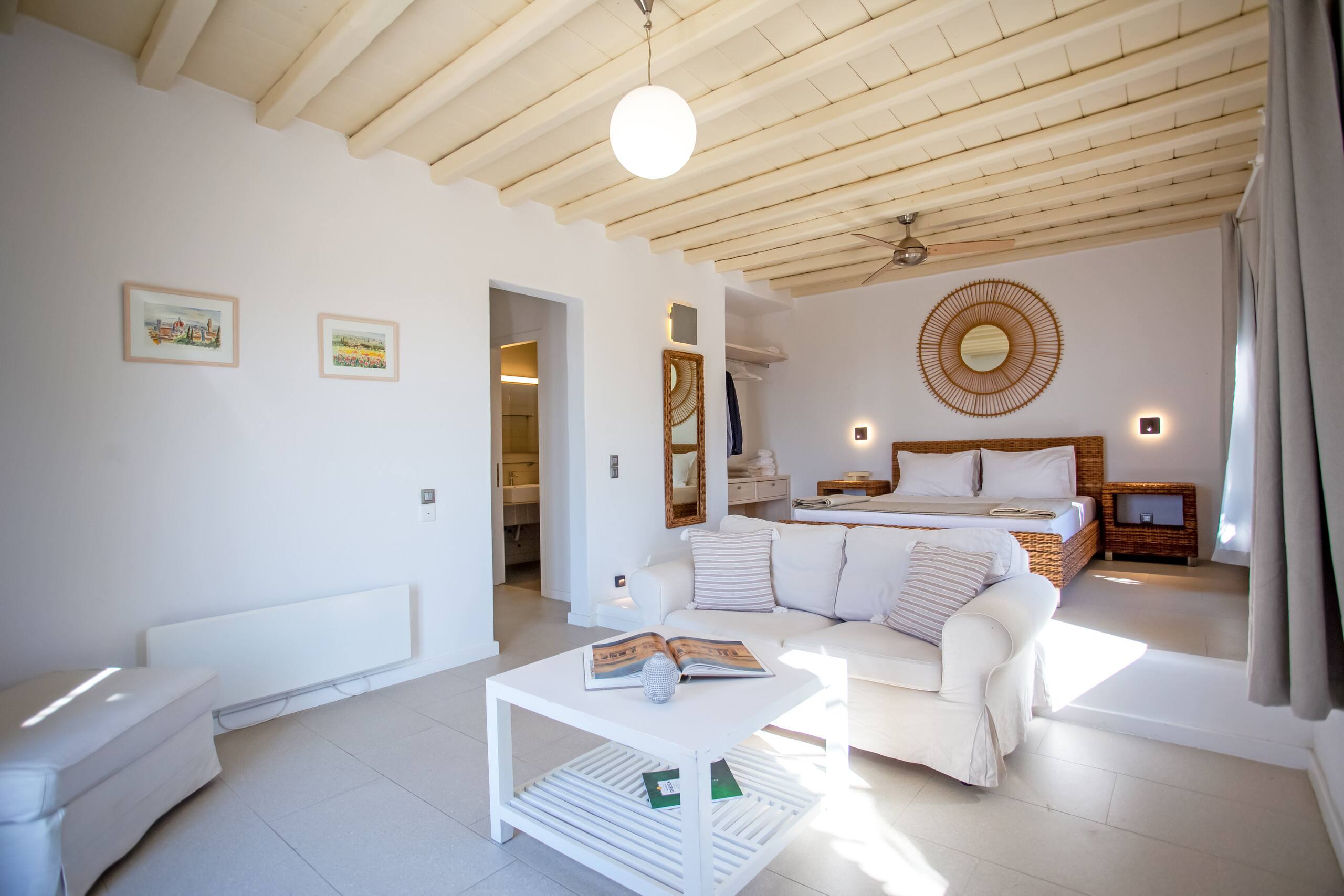 South Star Villa with Private Pool and Garden 22