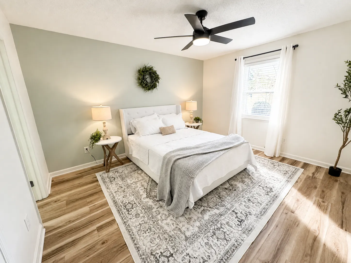 Juniper: 3 bedroom w/ pool 11