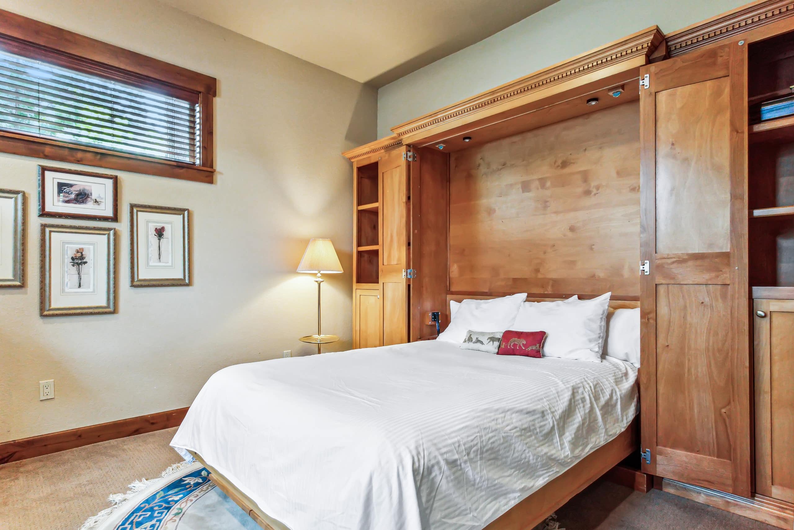 Closest to Bachelor 4 BR/4BA near Seventh Mtn Res 30