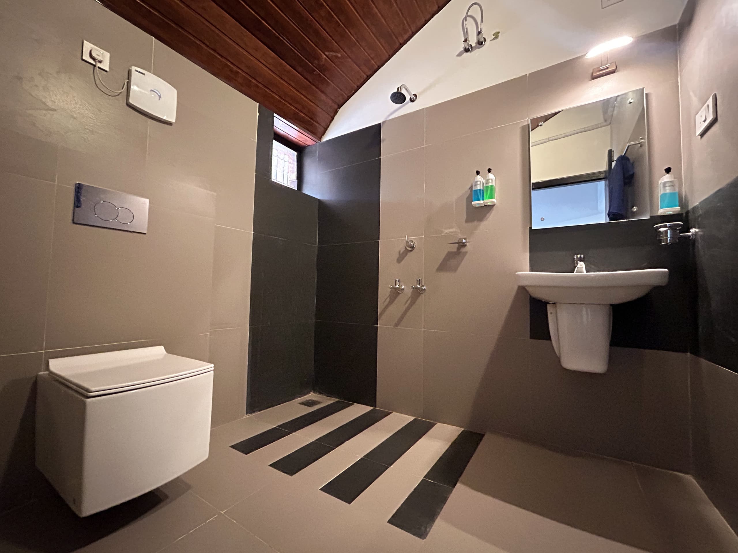 Midland Inn (Two 2BHK units) by Grha 11