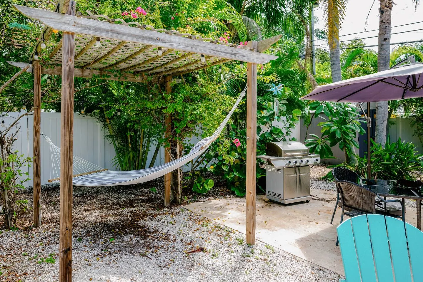 10 Min to Indian Rocks Hot Tub + Beach Gear 8