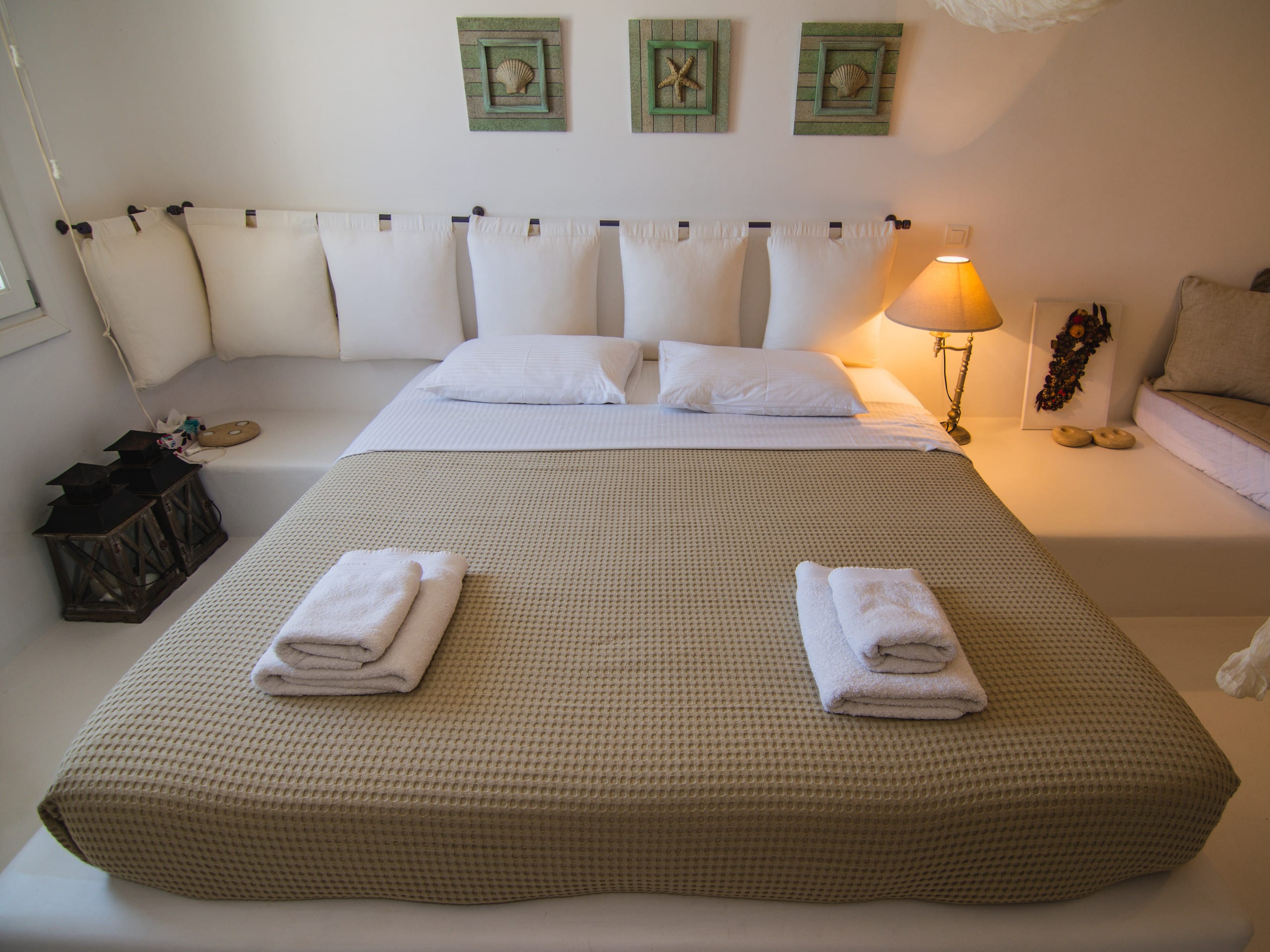 Luxury 6BR Villa with Private Pool in Kalafatis 21