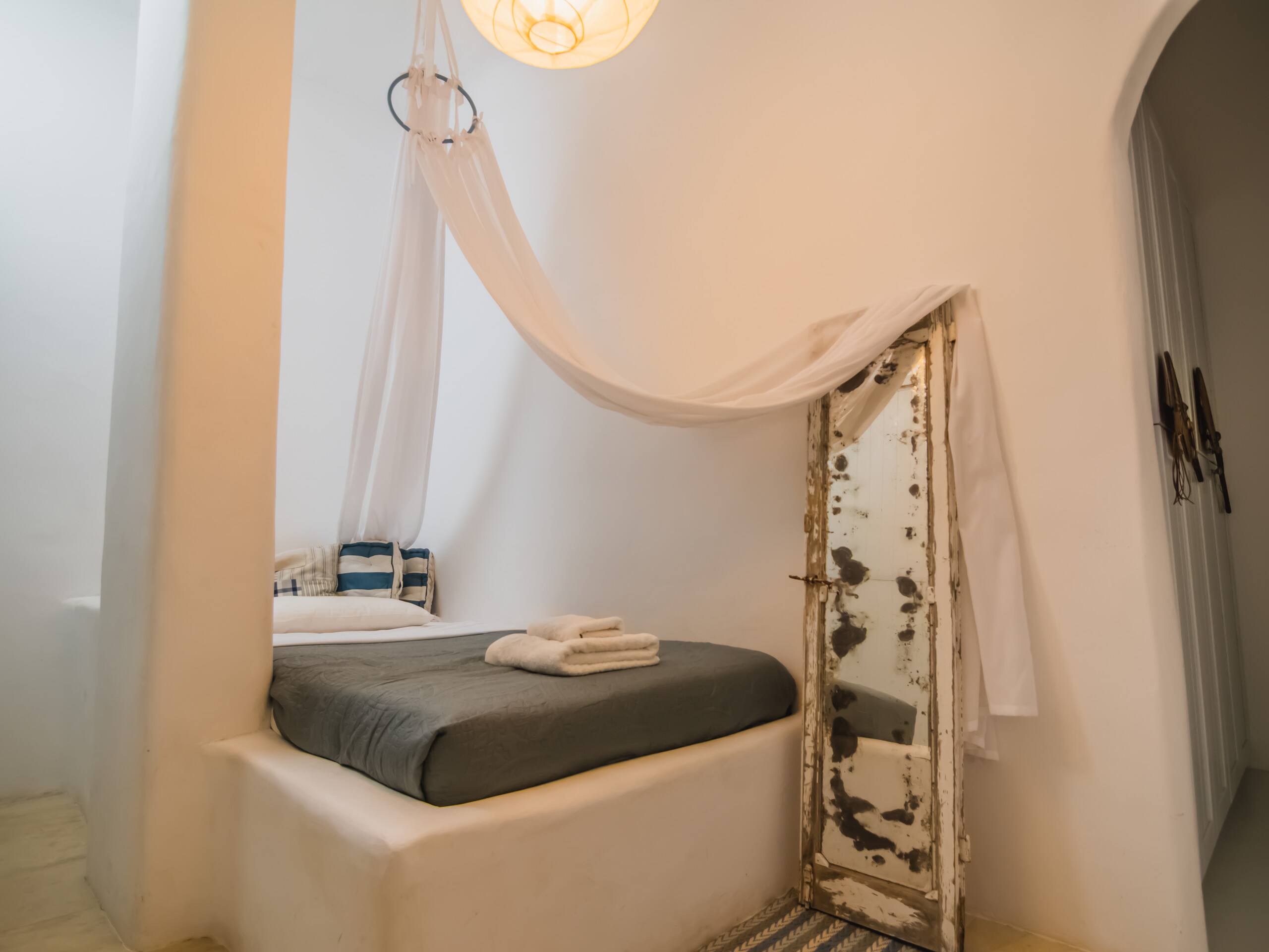 Luxury 6BR Villa with Private Pool in Kalafatis 30