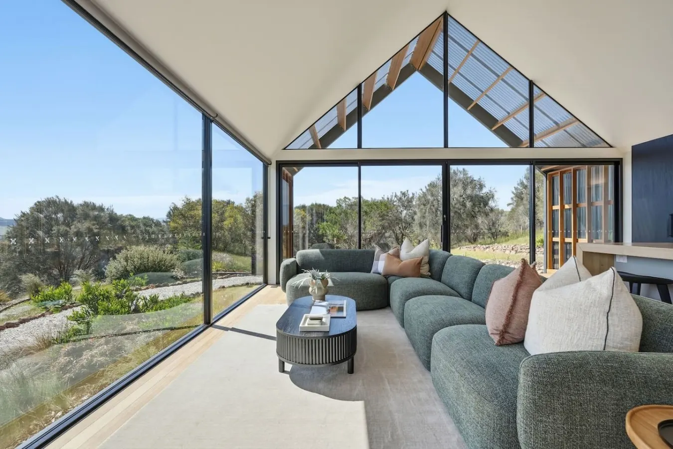 Richmond Valley Luxe Escape 9