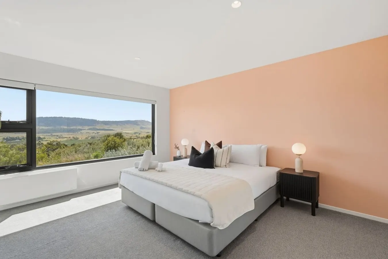 Richmond Valley Luxe Escape 15