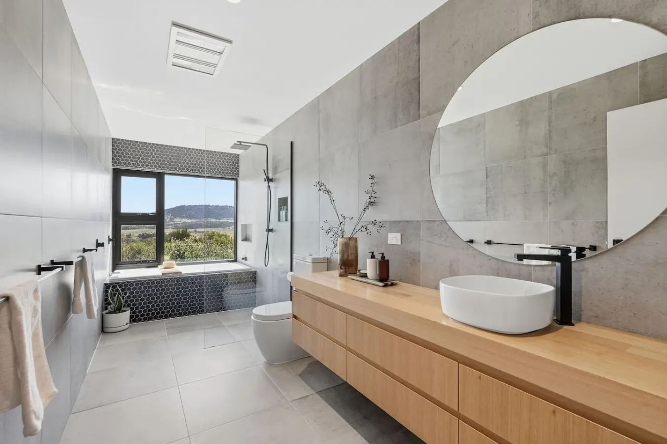Richmond Valley Luxe Escape 18