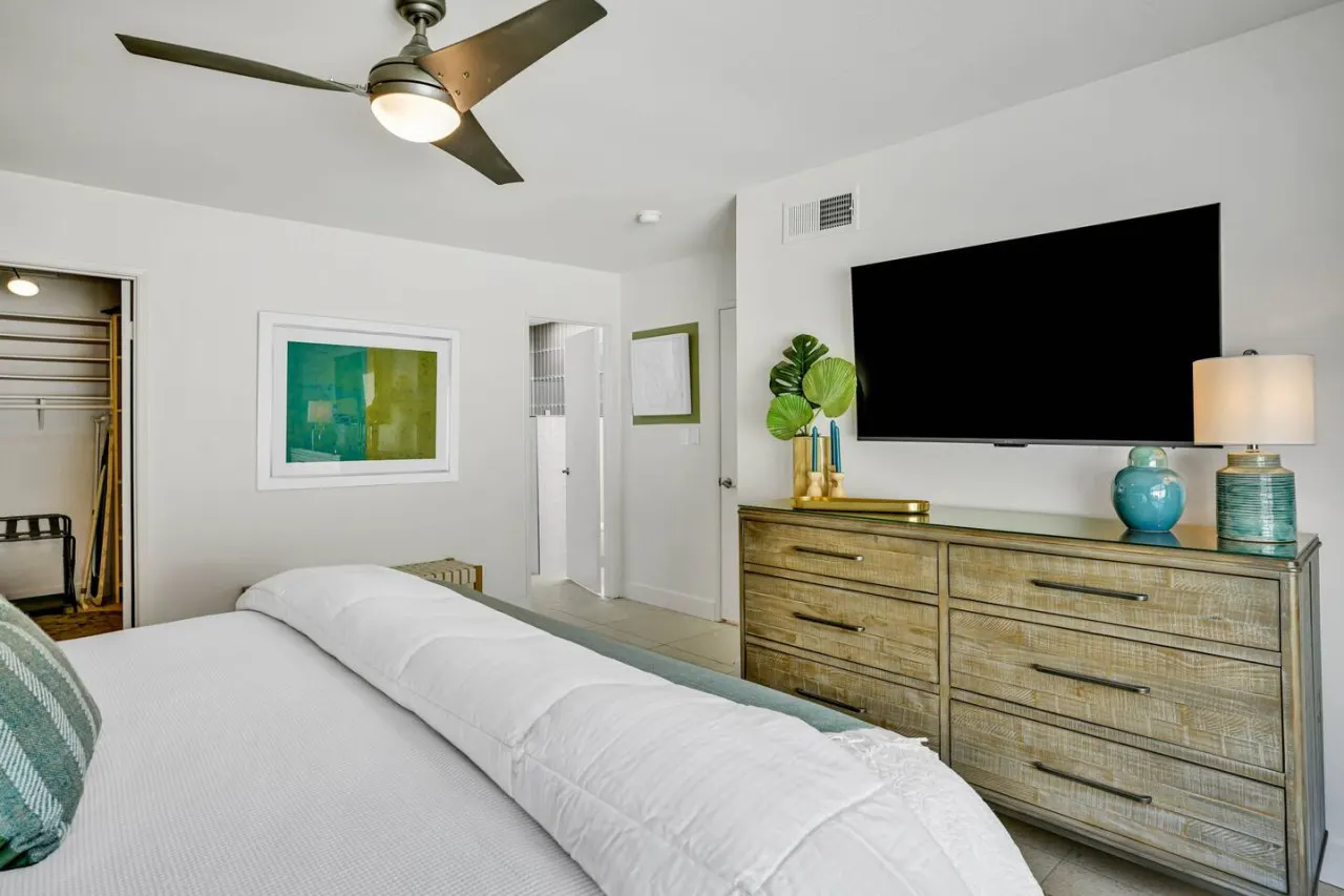 The Monty: Palm Desert, CA 14