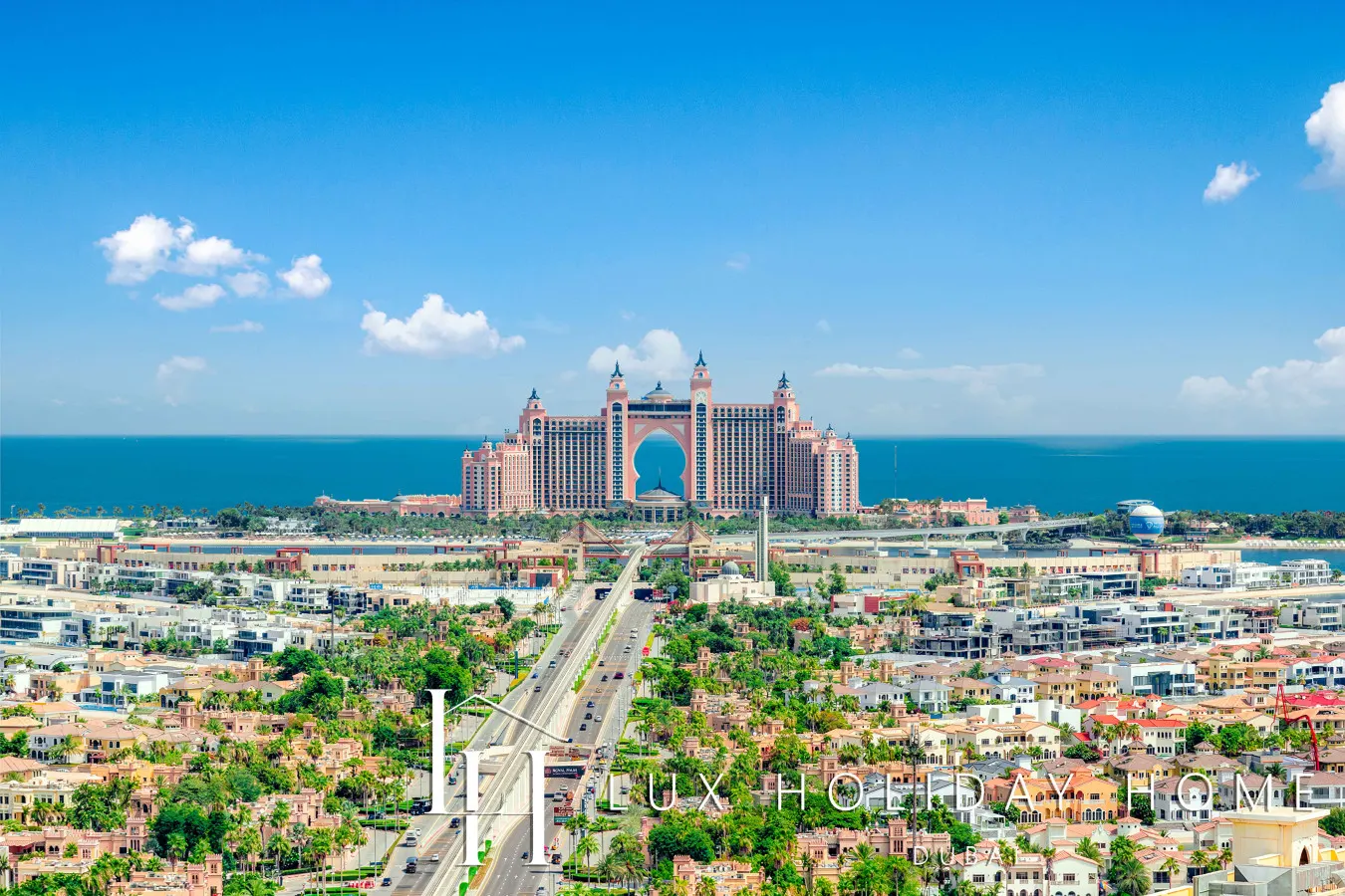 LUX Iconic Views at The Palm Tower Suite 4 6