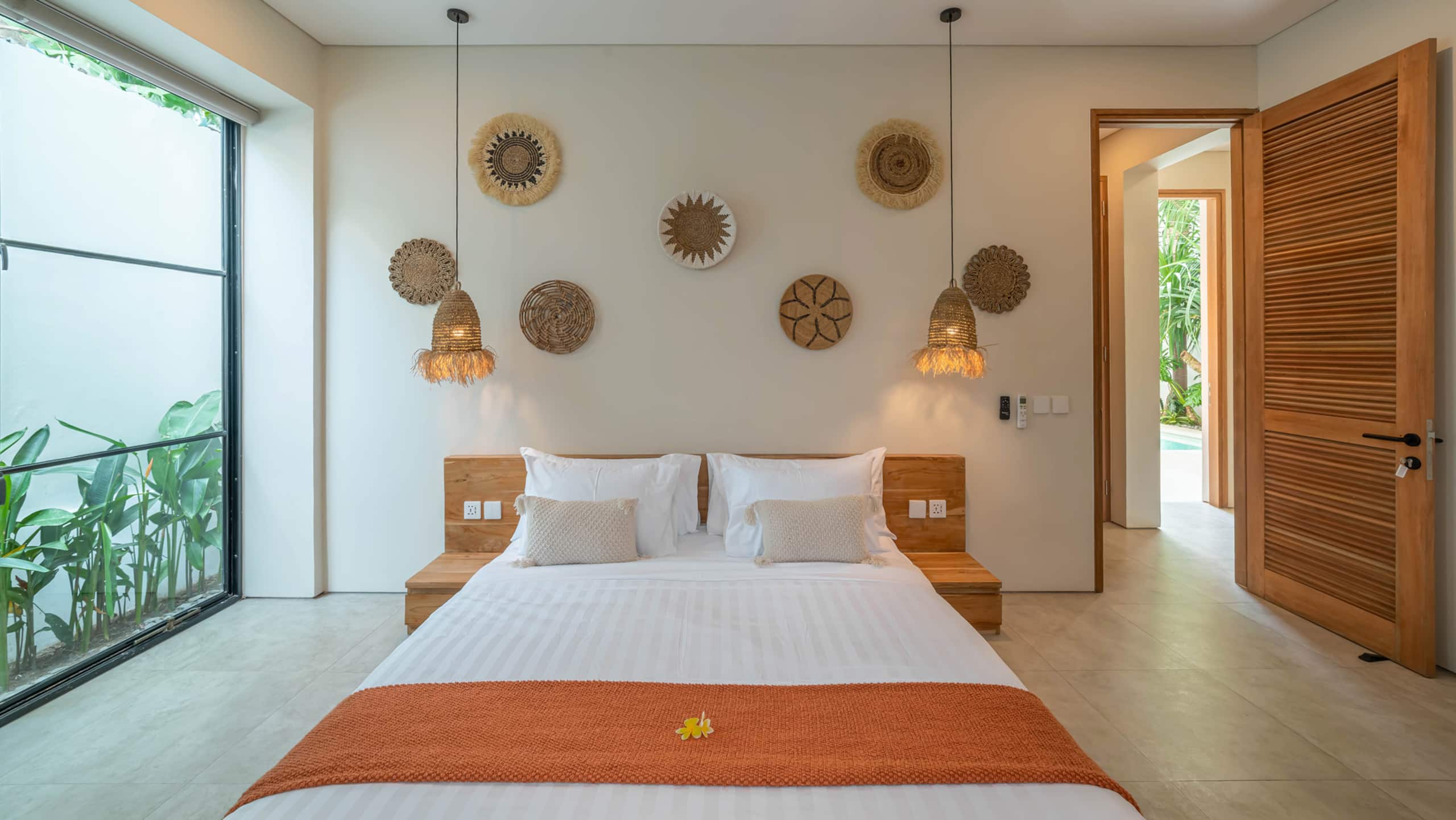 Villa Unna – Chic 6BR Pool Villa near Seminyak 13