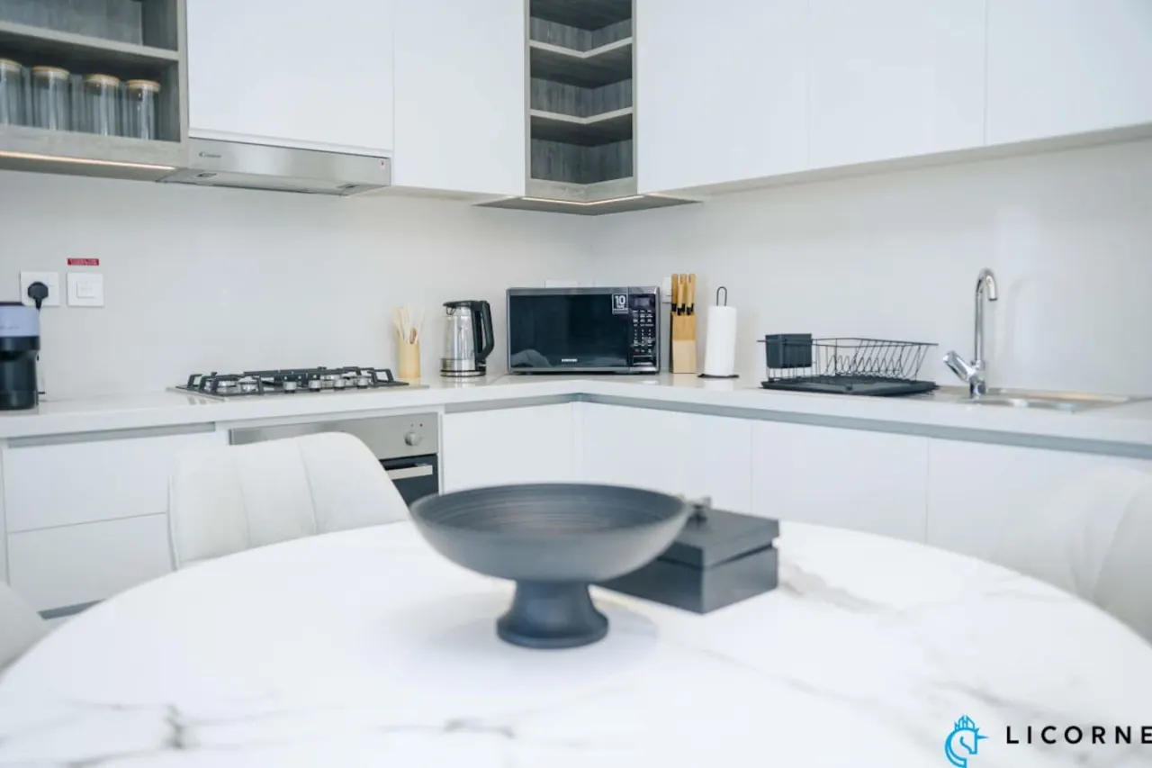 Unveil Downtown Luxury: 1BR Majestic Skyline Views 12