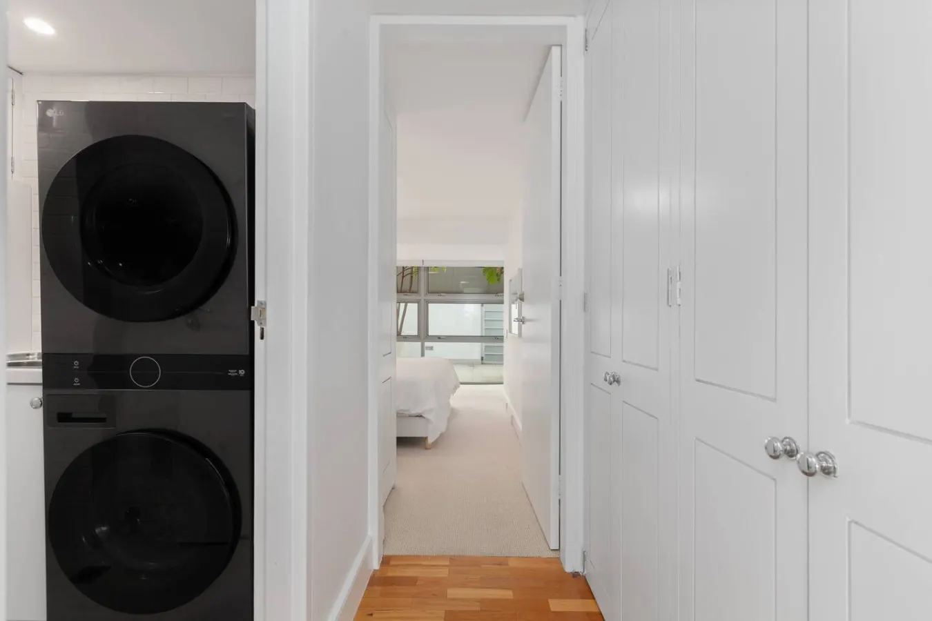 Absolute Beachfront Luxury 7