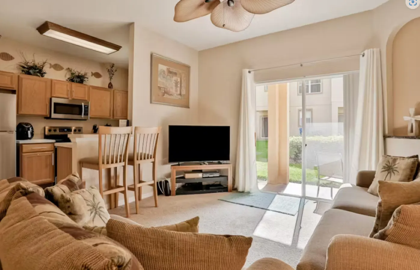 Orange Oasis - 4 Bedroom TownHome at Regal Palms 6