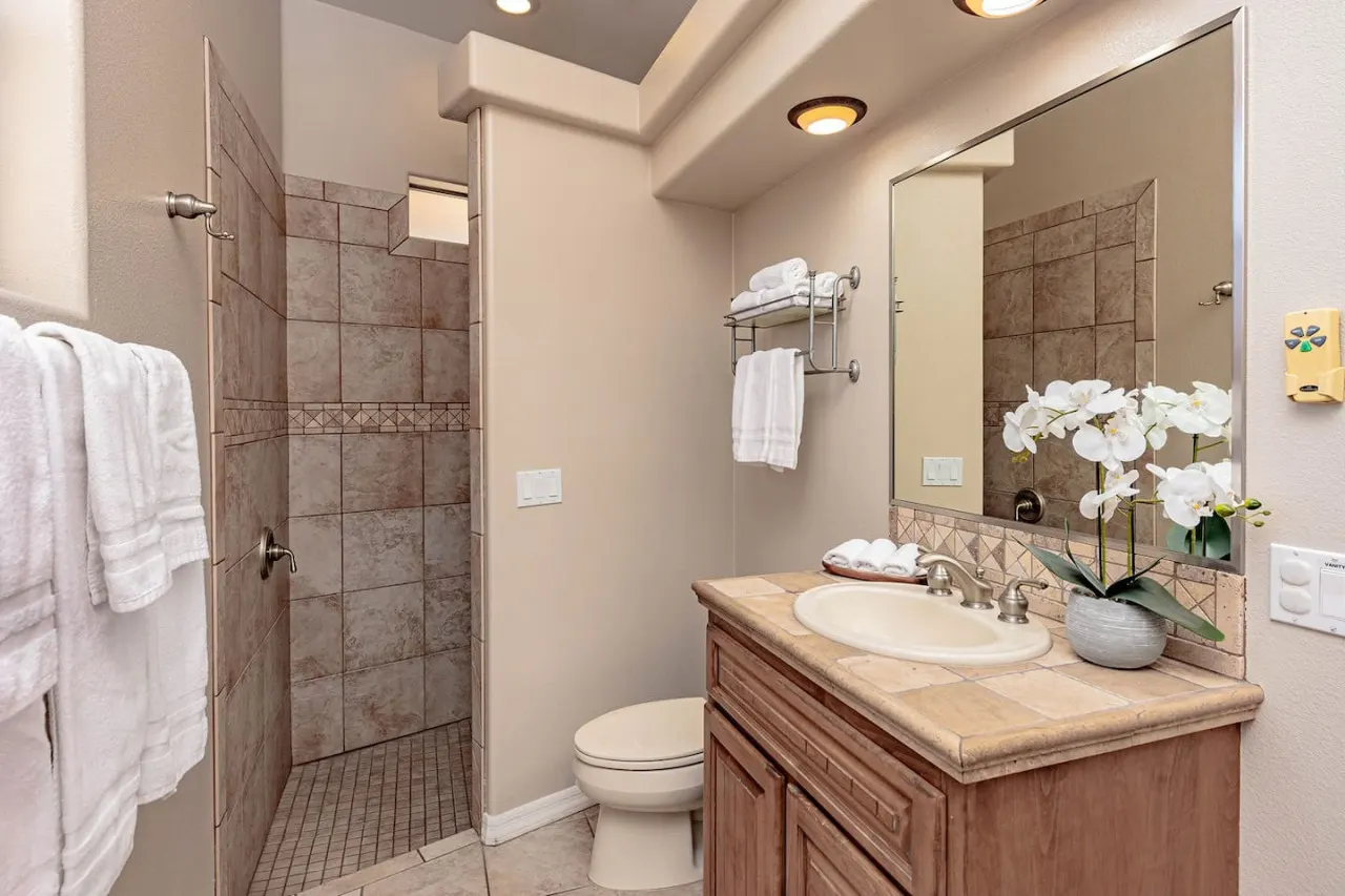 Havasu Whaler - Pool, Spa, Game Room, Casita 20