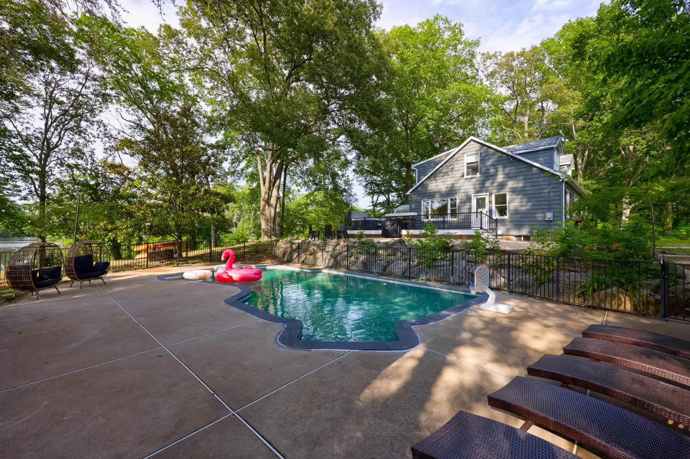 River Heights Retreat with pool/hot tub 10
