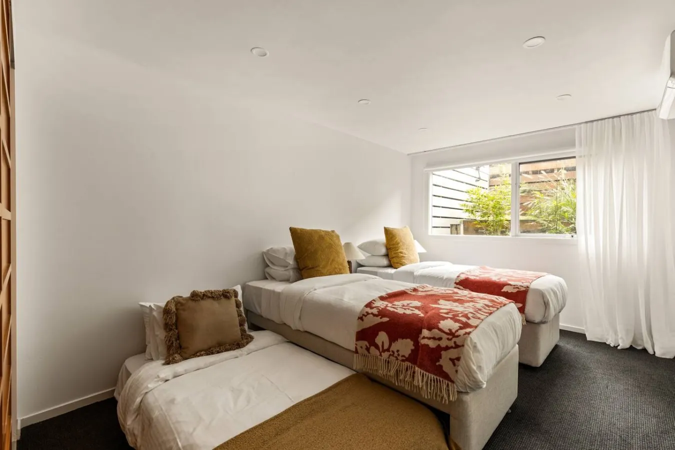 Spacious 4BR Rye Escape Heated Pool & Alfresco 9