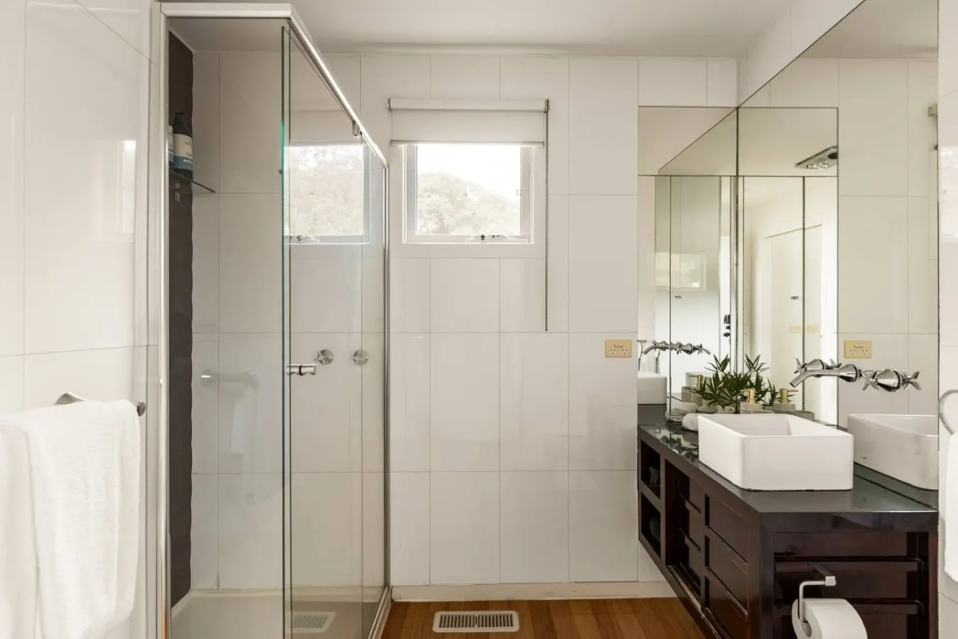 Spacious 4BR Rye Escape Heated Pool & Alfresco 12
