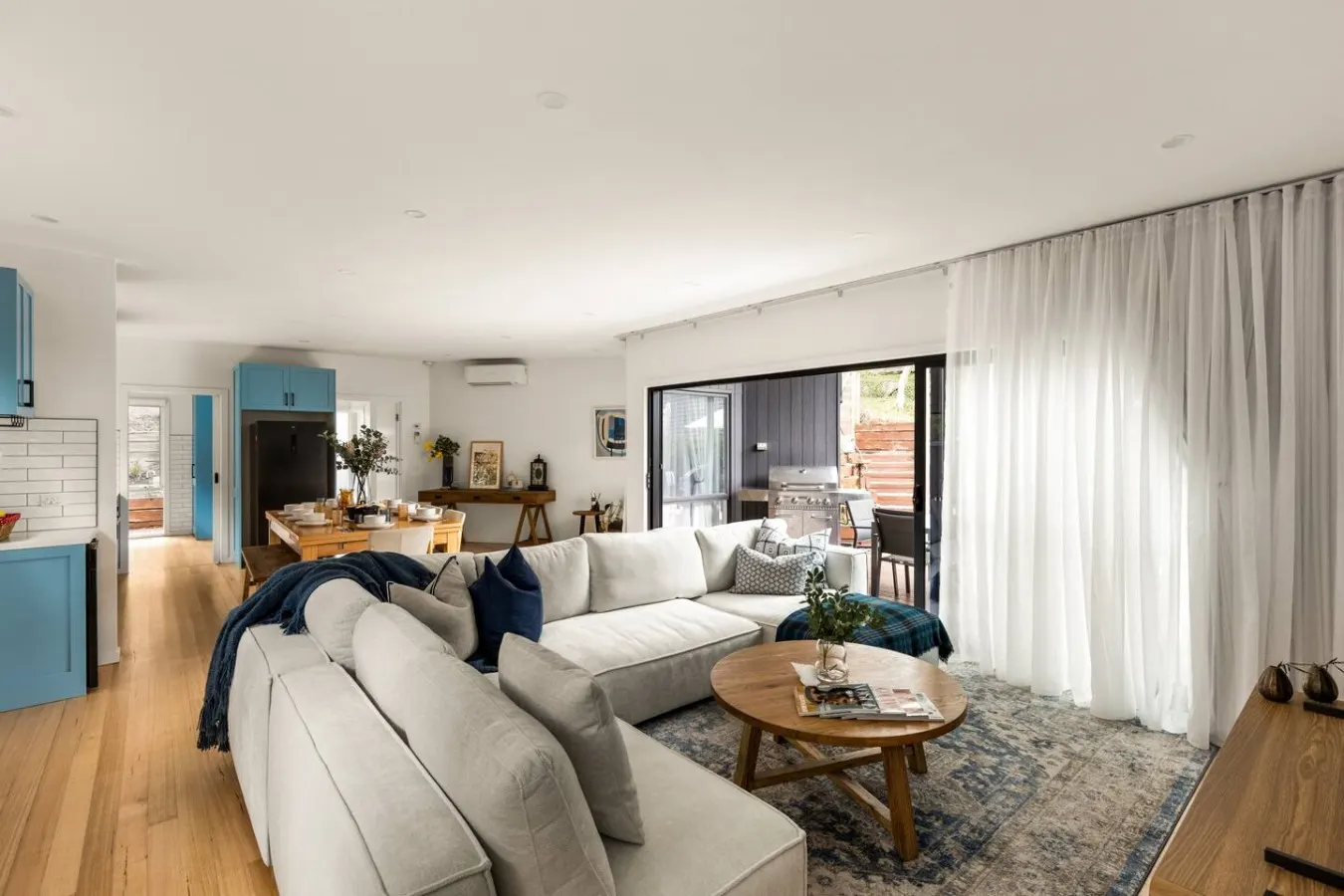 Spacious 4BR Rye Escape Heated Pool & Alfresco 6