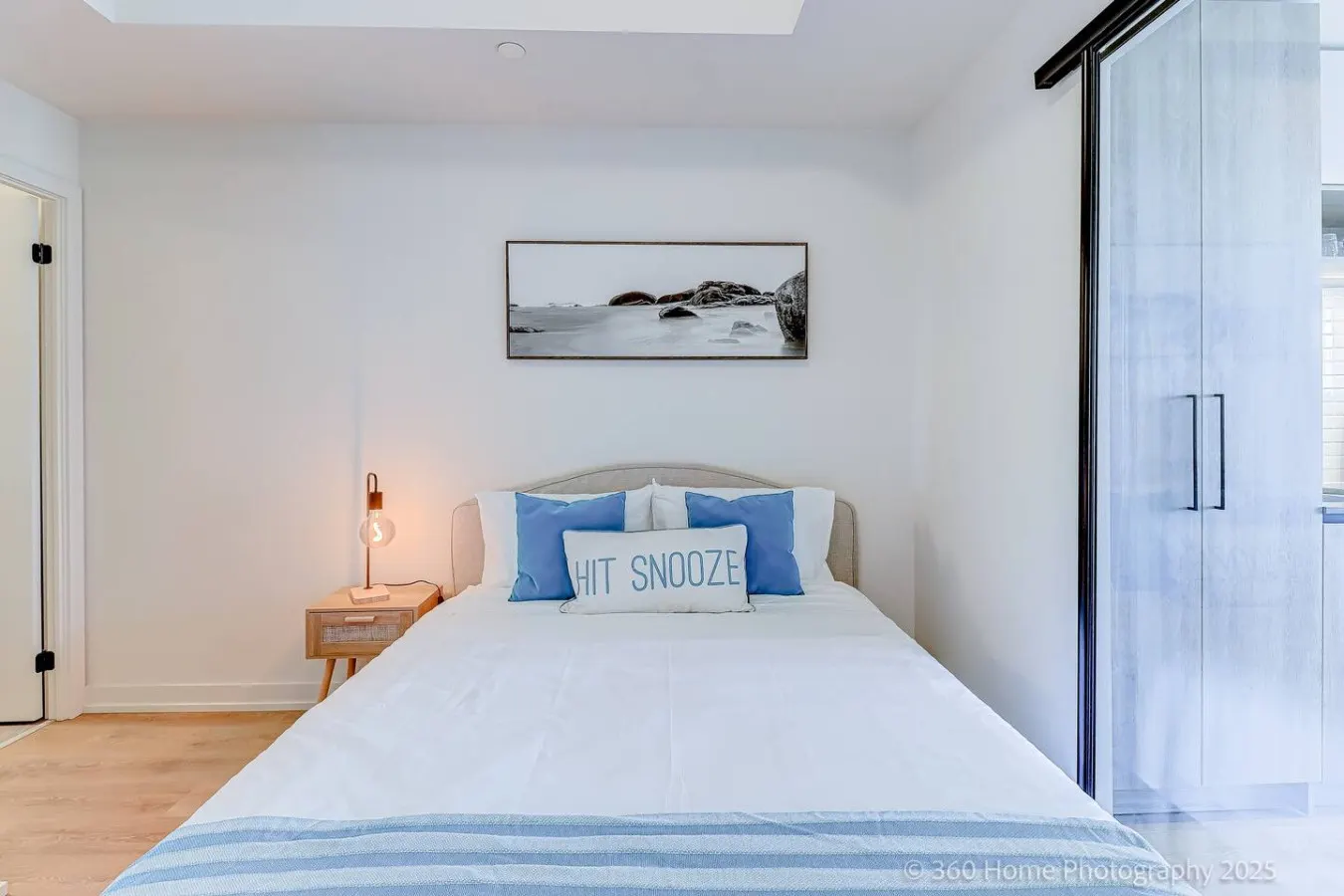 Sterling Urban Retreat 1BR + Den Gym Netflix 18