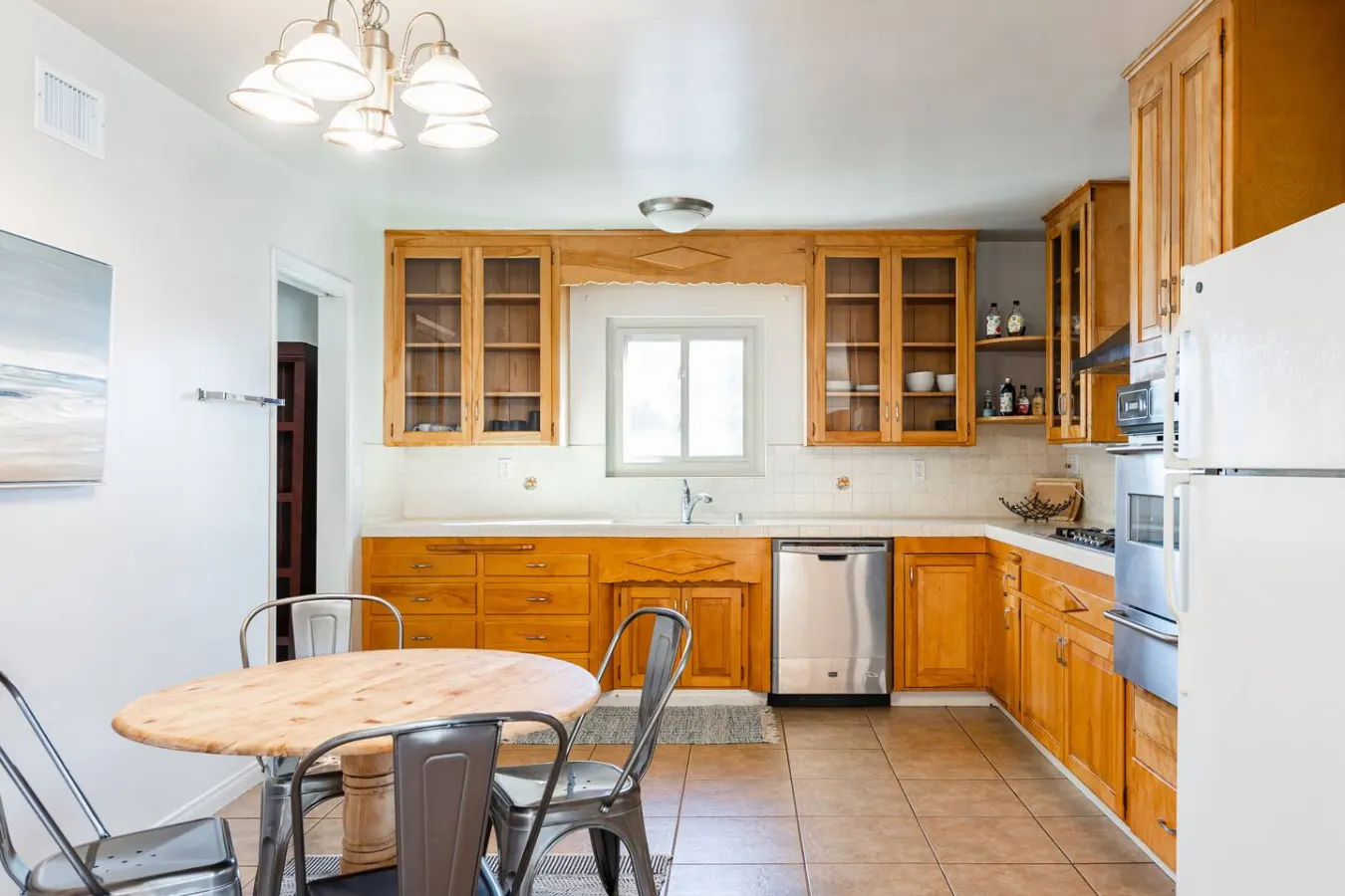 Casa Flora -2BR- AC & FREE Parking 2