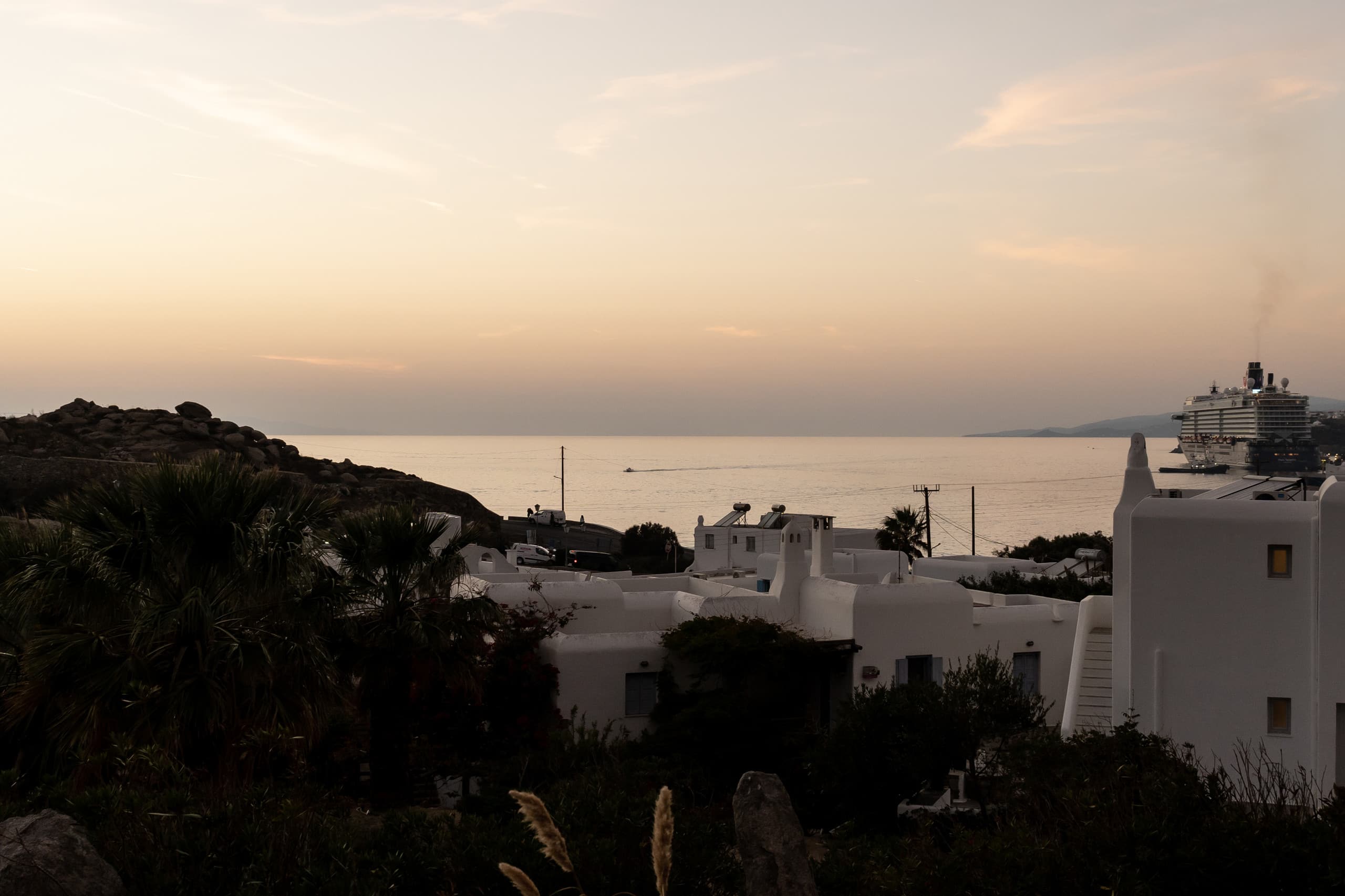 Tagoo studios mykonos 3 17
