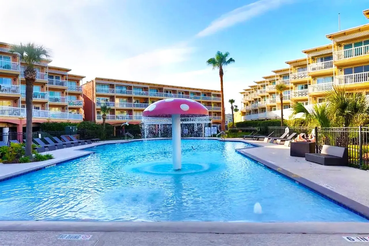 Beautiful Ocean Views at The Victorian 13