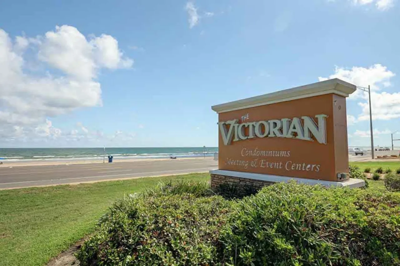 Beautiful Ocean Views at The Victorian 14